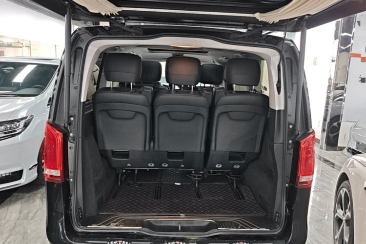 Used Mercedes-Benz V-Class 2018 V 260 Avantgarde Edition China VI Trunk