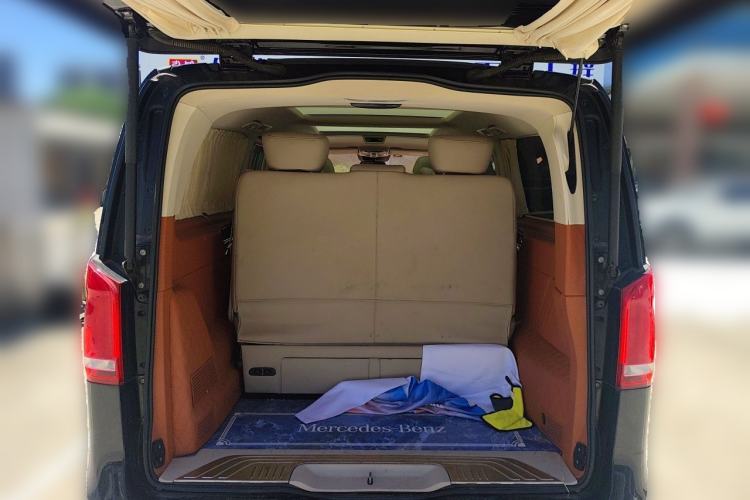 Used Mercedes-Benz V-Class 2018 V 260 L Prestige Extended Version China VI Trunk