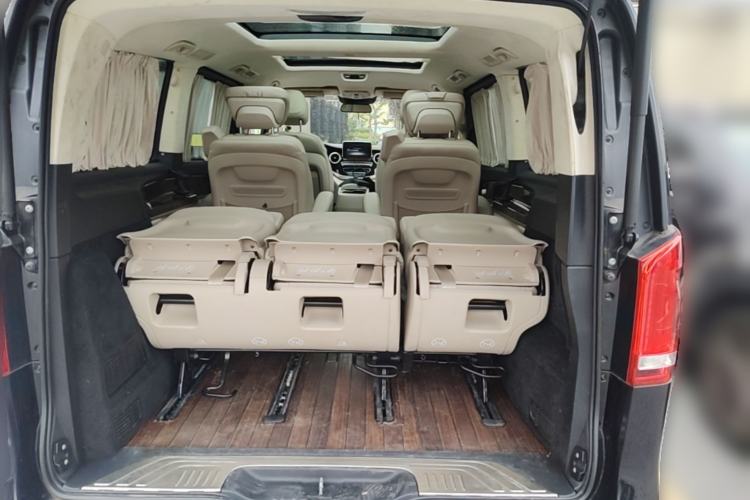 Used Mercedes-Benz V-Class 2018 V 260 Prestige Edition China VI Trunk