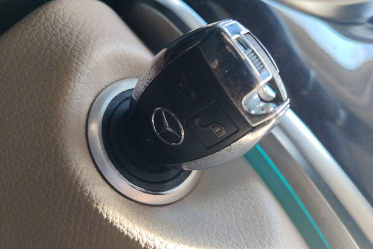 Used Mercedes-Benz V-Class 2018 V 260 Prestige Edition China V Vehicle Key