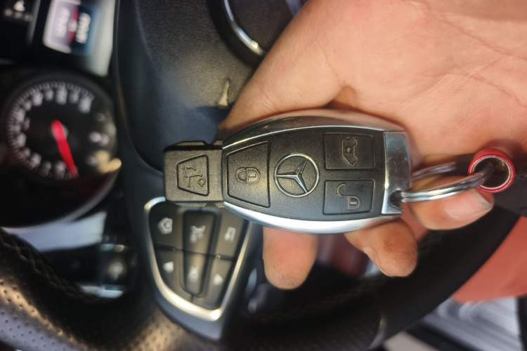 Used Mercedes-Benz V-Class 2018 V 260 Prestige Edition China V Vehicle Key