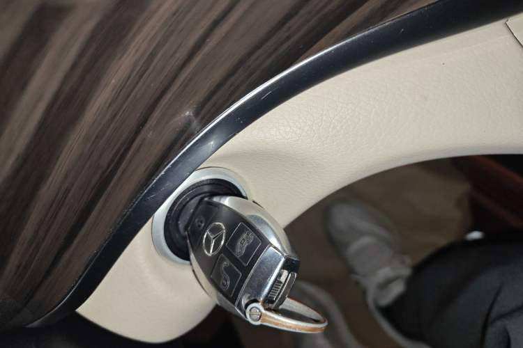 Used Mercedes-Benz V-Class 2018 V 260 Avantgarde Edition China V Vehicle Key