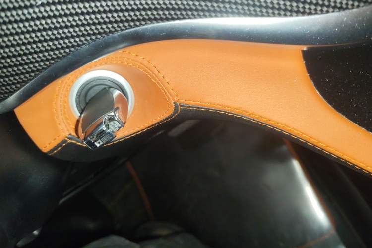 Used Mercedes-Benz V-Class  Vehicle Key