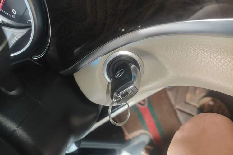 Used Mercedes-Benz V-Class 2018 V 260 Prestige Edition China VI Vehicle Key