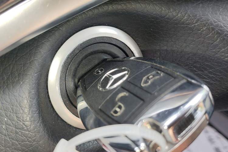 Used Mercedes-Benz V-Class 2018 V 260 Avantgarde Edition China V Vehicle Key