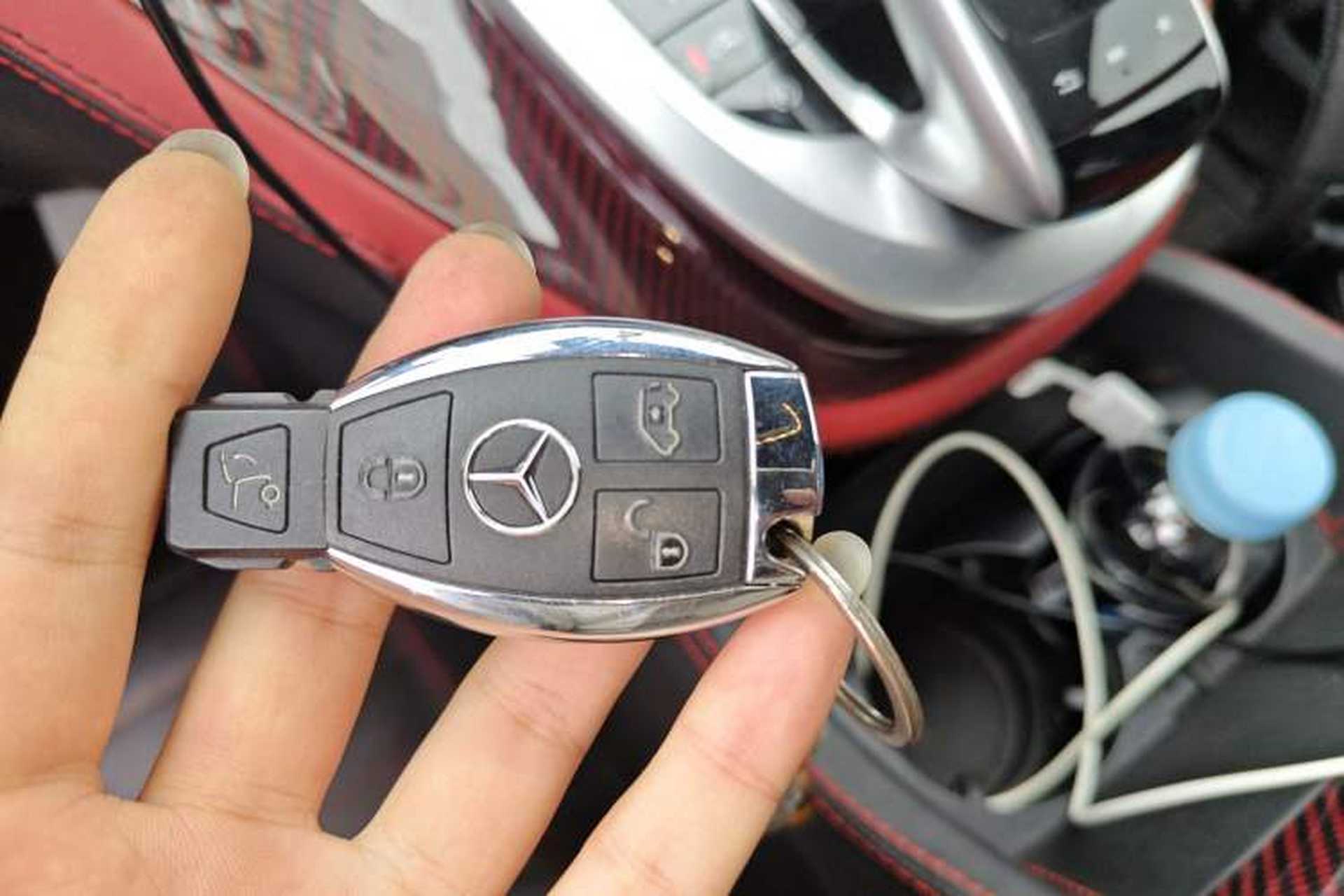 Used Mercedes-Benz V-Class 2018 V 260 L Prestige Extended Version China V Vehicle Key