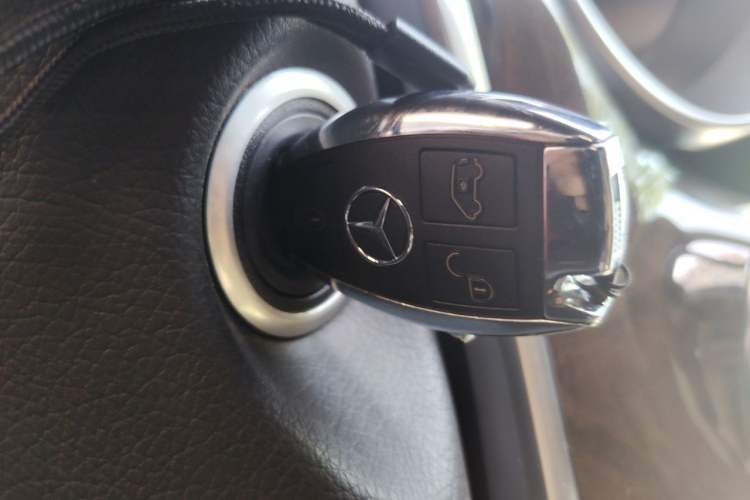 Used Mercedes-Benz V-Class 2018 V 260 L Prestige Extended Version China V Vehicle Key