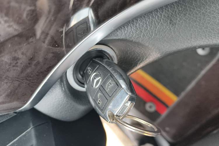 Used Mercedes-Benz V-Class 2018 V 260 L Prestige Extended Version China V Vehicle Key