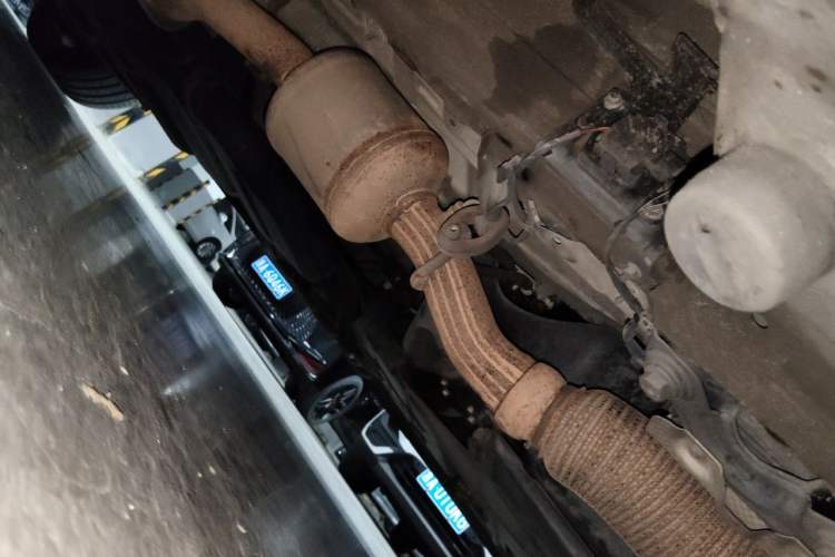 Used Mercedes-Benz V-Class 2018 V 260 Avantgarde Edition China VI Chassis Front Right