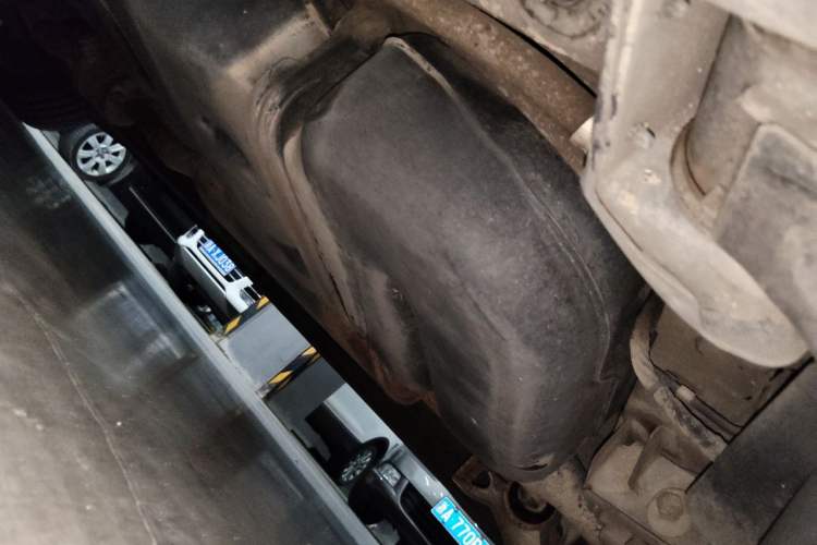 Used Mercedes-Benz V-Class 2018 V 260 Avantgarde Edition China VI Chassis Rear Left