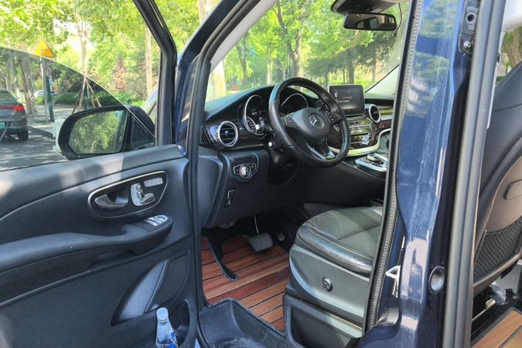 Used Mercedes-Benz V-Class 2018 V 260 Avantgarde Edition China V Driver Seat