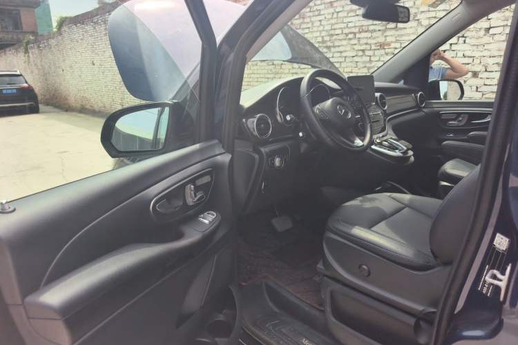 Used Mercedes-Benz V-Class 2018 V 260 Avantgarde Edition China V Driver Seat