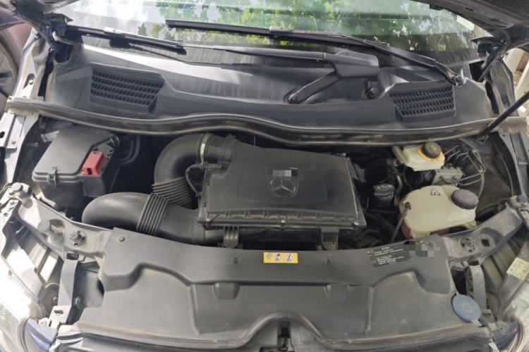Used Mercedes-Benz V-Class 2018 V 260 Avantgarde Edition China VI Engine Bay