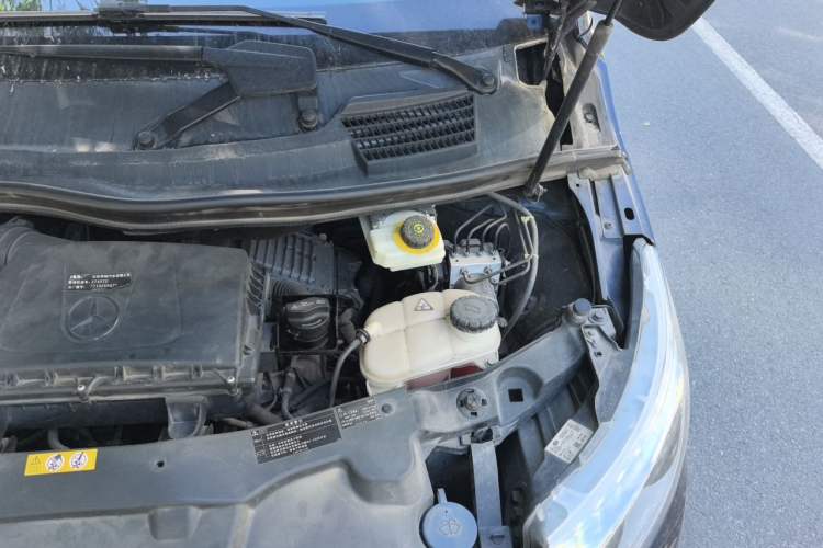 Used Mercedes-Benz V-Class 2018 V 260 Avantgarde Edition China V Engine Bay Left