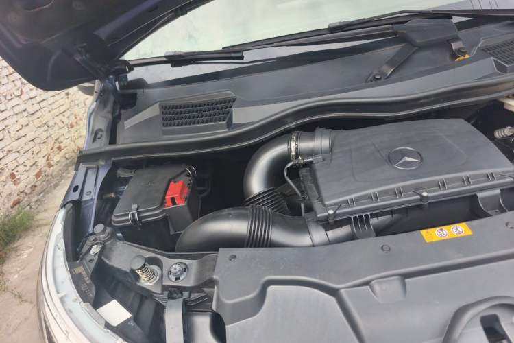 Used Mercedes-Benz V-Class 2018 V 260 Avantgarde Edition China V Engine Bay Right