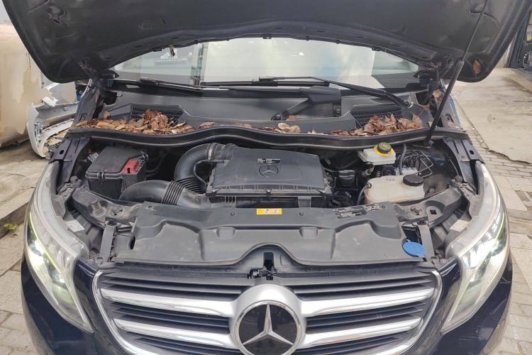 Used Mercedes-Benz V-Class 2018 V 260 L Prestige Extended Version China VI Engine Bay