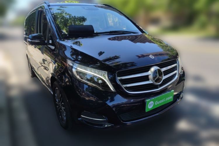 Used Mercedes-Benz V-Class 2018 V 260 Prestige Edition China VI Front Right 45 Deg
