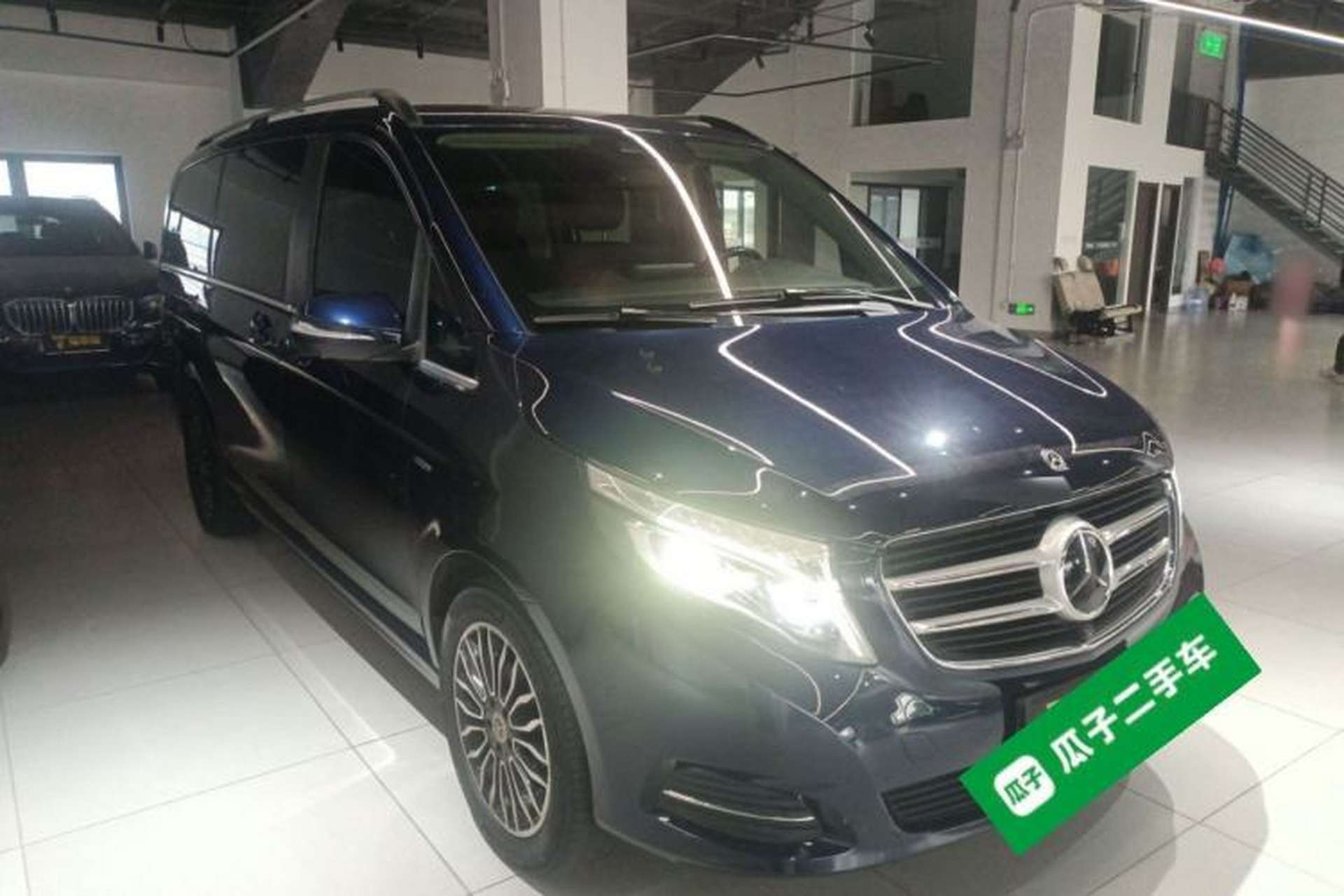 Used Mercedes-Benz V-Class 2018 V 260 Avantgarde Edition China V Front Right 45 Deg