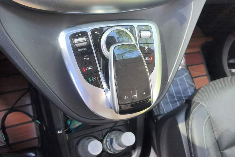 Used Mercedes-Benz V-Class 2018 V 260 Avantgarde Edition China V Gear Lever