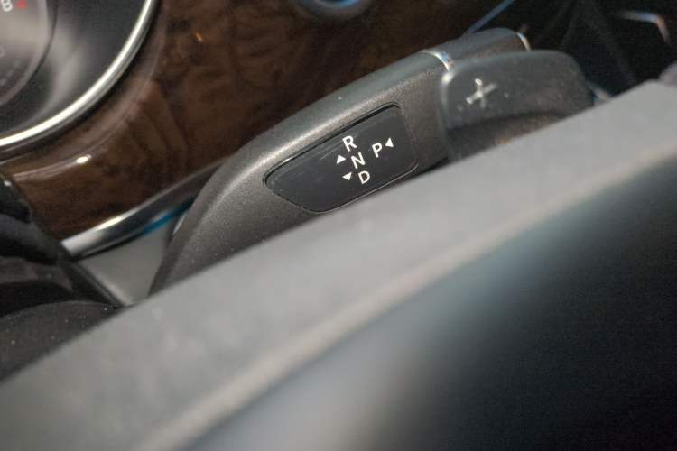 Used Mercedes-Benz V-Class 2018 V 260 L Prestige Extended Version China V Gear Lever