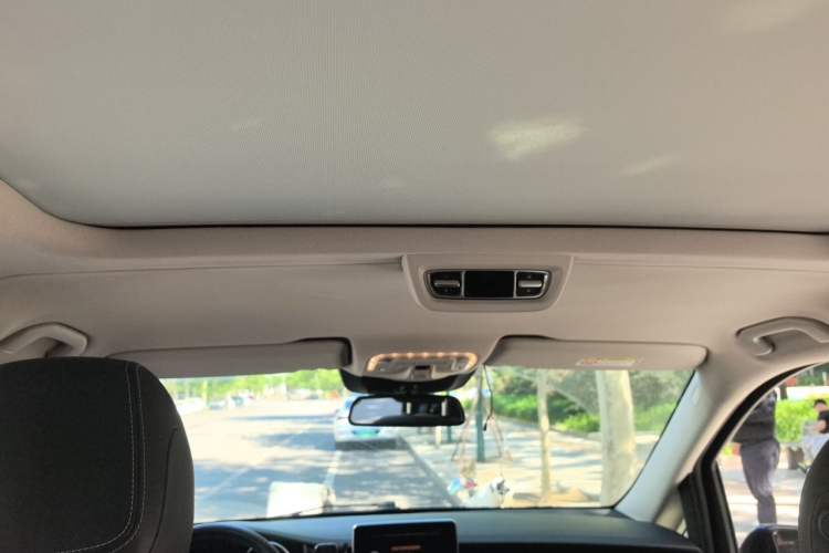 Used Mercedes-Benz V-Class 2018 V 260 Avantgarde Edition China V Headliner