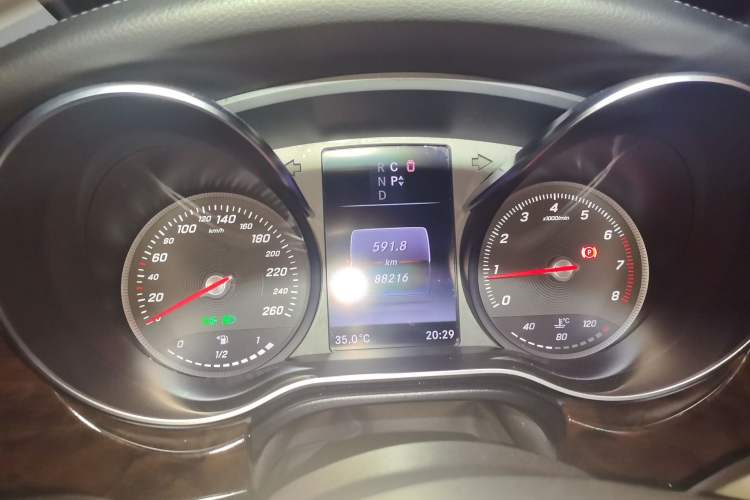 Used Mercedes-Benz V-Class 2018 V 260 L Prestige Extended Version China VI Instrument Cluster