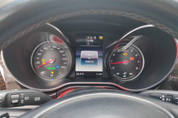 Used Mercedes-Benz V-Class 2018 V 260 L Prestige Extended Version China VI Instrument Cluster