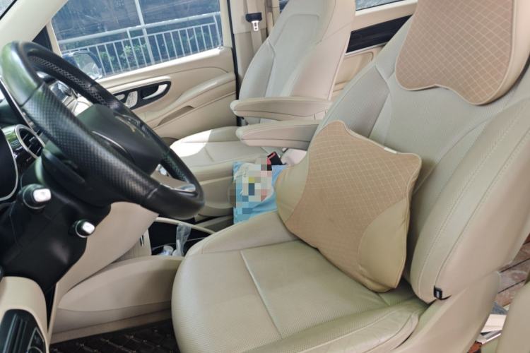 Used Mercedes-Benz V-Class 2018 V 260 Avantgarde Edition China VI Left Front Seat