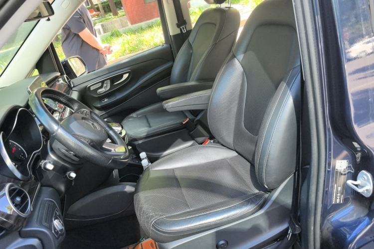 Used Mercedes-Benz V-Class 2018 V 260 Avantgarde Edition China V Left Front Seat