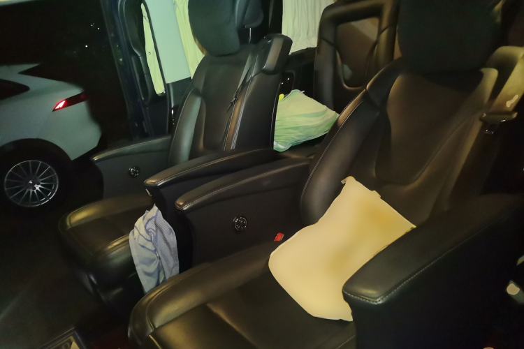 Used Mercedes-Benz V-Class 2018 V 260 L Prestige Extended Version China VI Left Rear Seat
