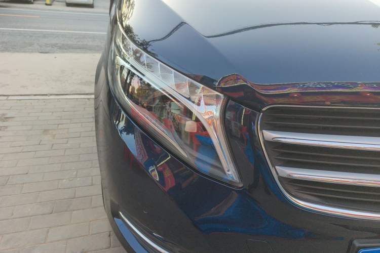 Used Mercedes-Benz V-Class 2018 V 260 L Prestige Extended Version China V Right Front Headlight