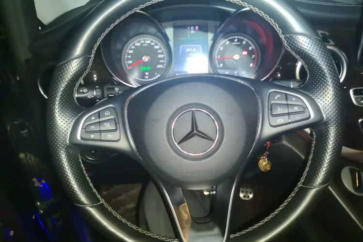 Used Mercedes-Benz V-Class 2018 V 260 L Prestige Extended Version China VI Steering Wheel