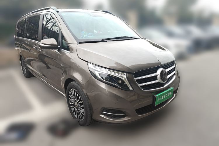 Used Mercedes-Benz V-Class 2018 V 260 L Prestige Extended Version China V Front Right 45 Deg
