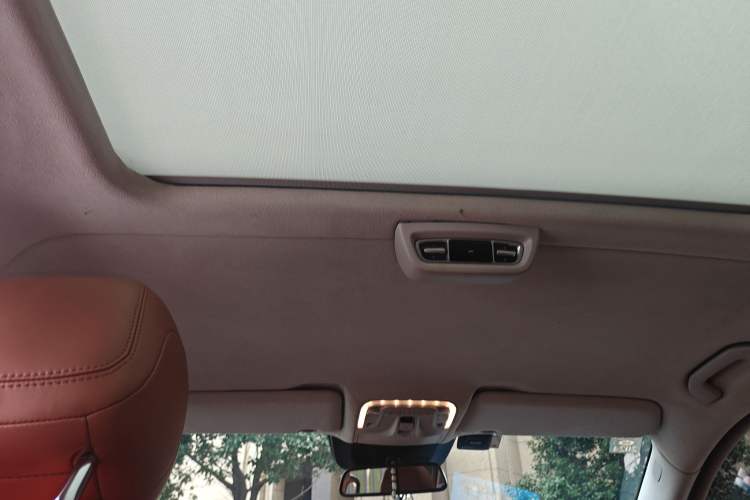 Used Mercedes-Benz V-Class 2018 V 260 L Prestige Extended Version China V Headliner