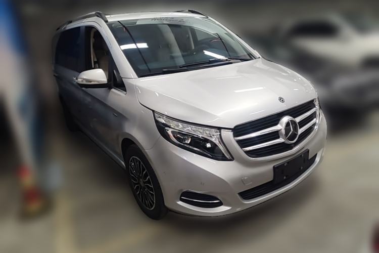 Used Mercedes-Benz V-Class 2018 V 260 Prestige Edition China V Front Right 45 Deg