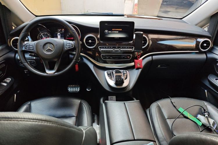 Used Mercedes-Benz V-Class 2018 V 260 L Prestige Extended Version China V Center Console