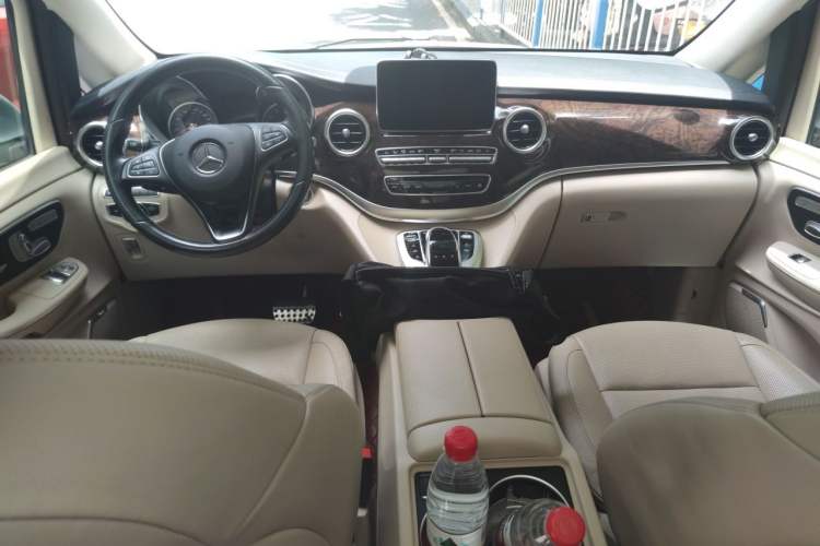 Used Mercedes-Benz V-Class 2018 V 260 L Prestige Extended Version China V Center Console