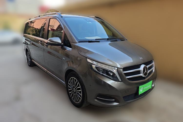 Used Mercedes-Benz V-Class 2018 V 260 L Prestige Extended Version China V Front Right 45 Deg