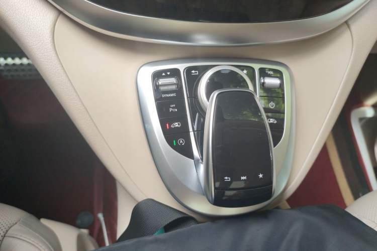 Used Mercedes-Benz V-Class 2018 V 260 L Prestige Extended Version China V Gear Lever