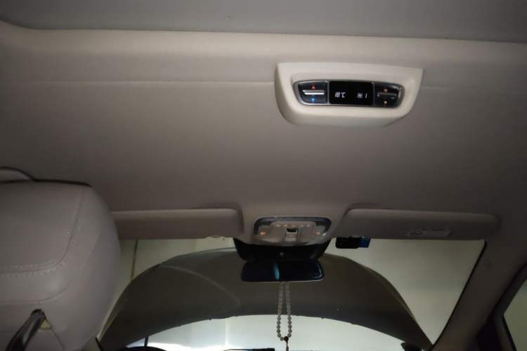 Used Mercedes-Benz V-Class 2018 V 260 L Prestige Extended Version China VI Headliner