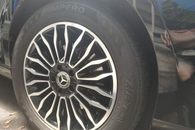 Used Mercedes-Benz V-Class 2018 V 260 L Prestige Extended Version China V Right Front Wheel Hub