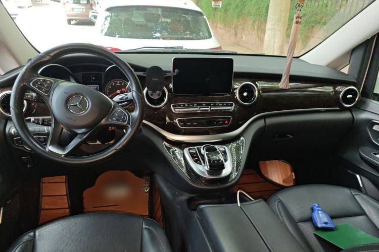 Used Mercedes-Benz V-Class 2018 V 260 Prestige Edition China V Center Console