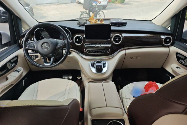 Used Mercedes-Benz V-Class 2018 V 260 Prestige Edition China V Center Console