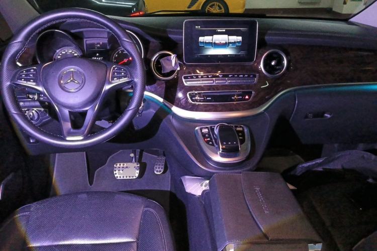 Used Mercedes-Benz V-Class 2018 V 260 Prestige Edition China V Center Console