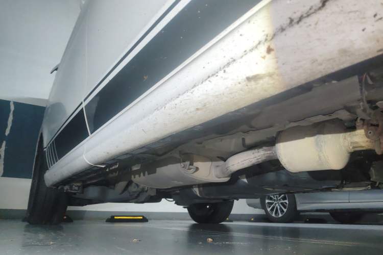 Used Mercedes-Benz V-Class 2018 V 260 AMG Sport Edition China V Emission Standard Chassis Front Right