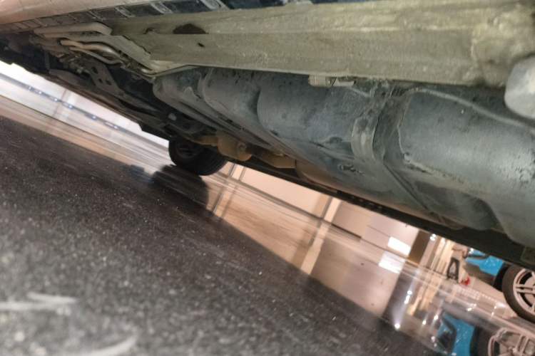 Used Mercedes-Benz V-Class 2018 V 260 Prestige Edition China VI Chassis Rear Left