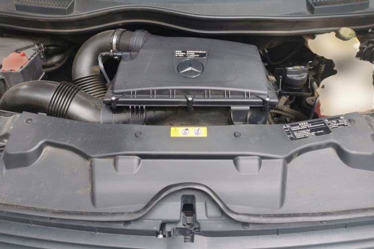 Used Mercedes-Benz V-Class 2018 V 260 Avantgarde Edition China VI Engine Bay