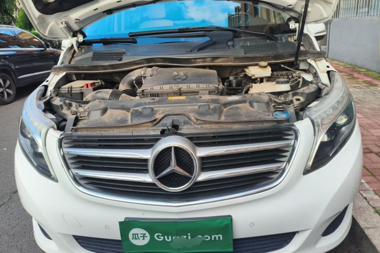 Used Mercedes-Benz V-Class 2018 V 260 Avantgarde Edition China VI Engine Bay