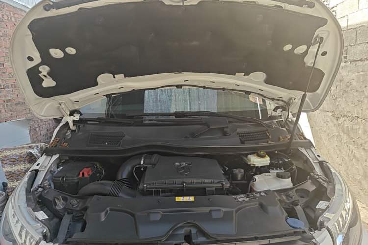 Used Mercedes-Benz V-Class 2018 V 260 Prestige Edition China V Engine Bay