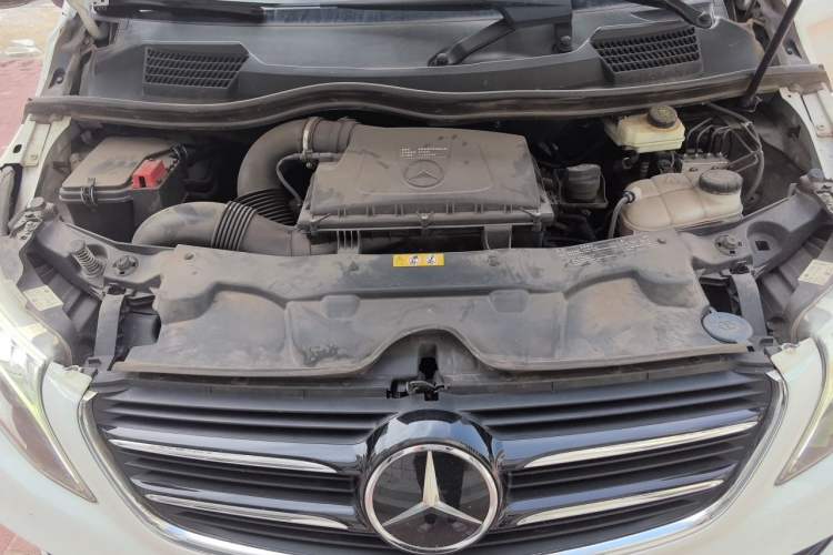 Used Mercedes-Benz V-Class 2018 V 260 AMG Sport Edition China V Emission Standard Engine Bay